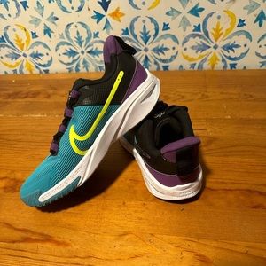 Nike Sneakers 3Y NWOT​